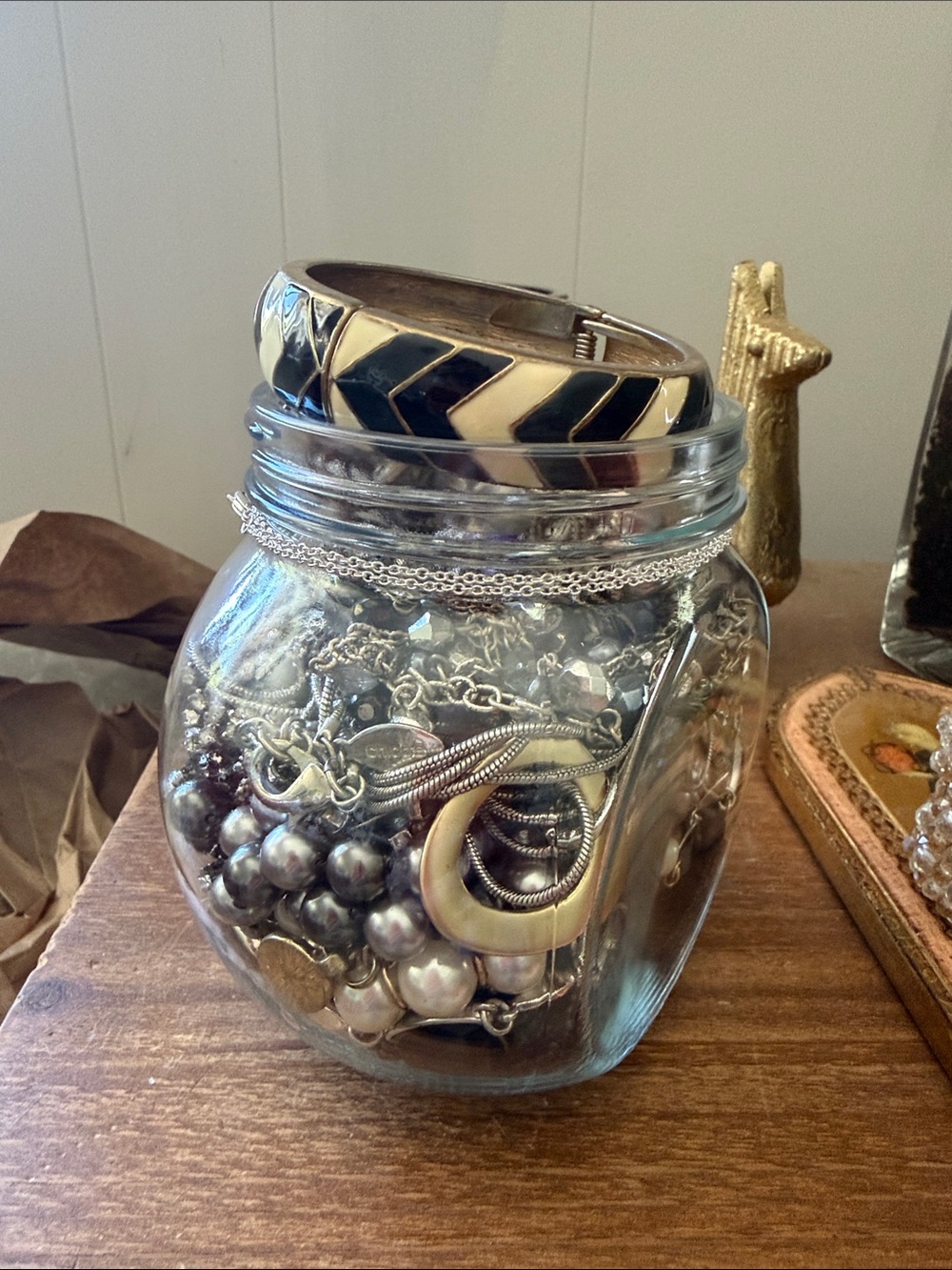 Heavy Metal, doesn’t mean a black heart mystery jewelry jar - Picture 4 of 8